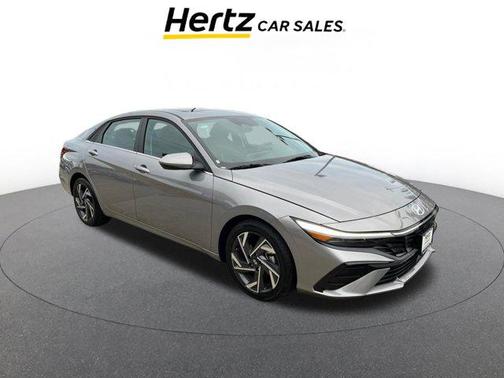 2025 Hyundai ELANTRA SEL