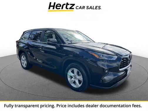 Midnight Black Metallic 2025 Toyota Highlander LE