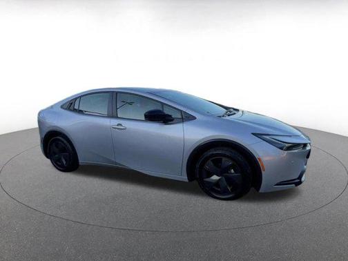 2025 Toyota Prius LE