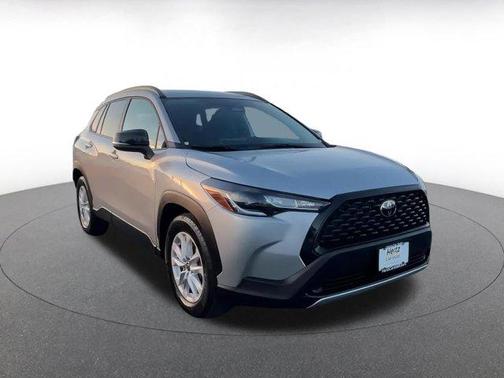 2025 Toyota Corolla Cross LE