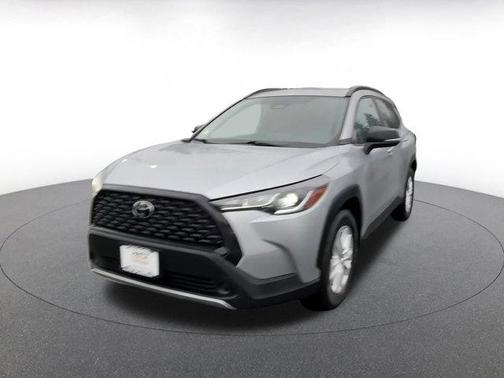 2025 Toyota Corolla Cross LE