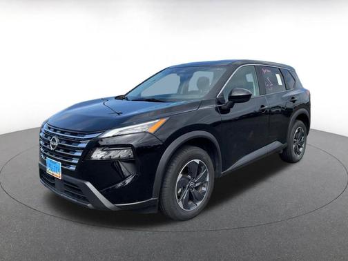 Super Black 2025 Nissan Rogue SV