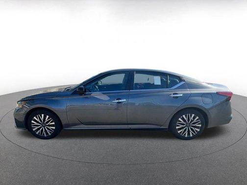 Gun Metallic 2025 Nissan Altima SV FWD