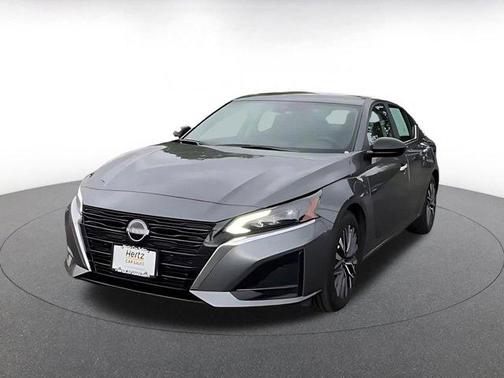 Gun Metallic 2025 Nissan Altima SV FWD