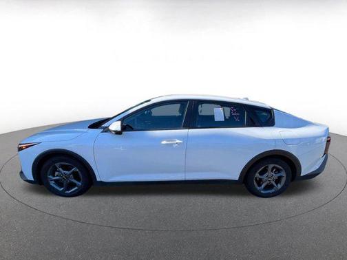 Snow White Pearl 2025 Kia K4 LXS