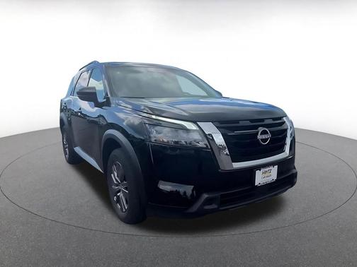 Super Black 2025 Nissan Pathfinder SV FWD