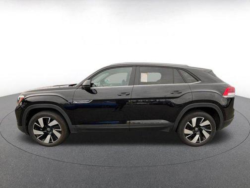 2025 Volkswagen Atlas Cross Sport 2.0T SE w/Technology 4MOTION