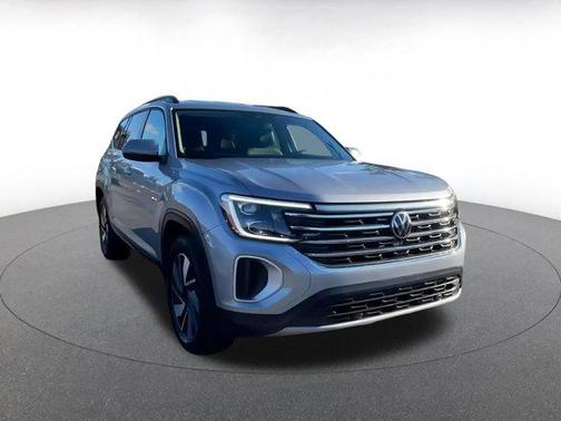 2025 Volkswagen Atlas 2.0T SE w/Technology 4MOTION