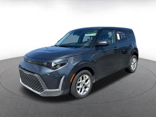 Gravity Gray 2025 Kia Soul LX