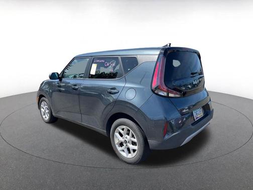 Gravity Gray 2025 Kia Soul LX