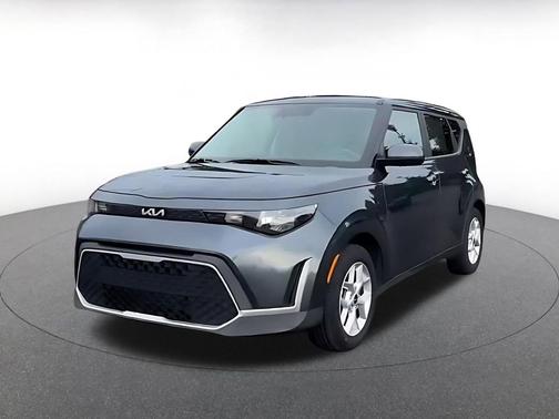 Gravity Gray 2025 Kia Soul LX