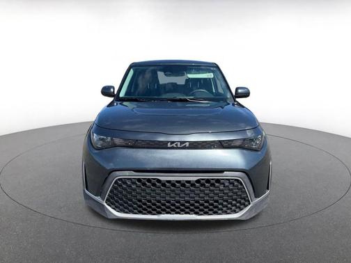 Gravity Gray 2025 Kia Soul LX