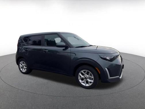 Gravity Gray 2025 Kia Soul LX