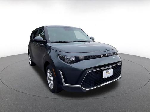 Gravity Gray 2025 Kia Soul LX
