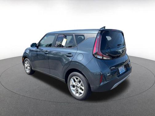 Gravity Gray 2025 Kia Soul LX