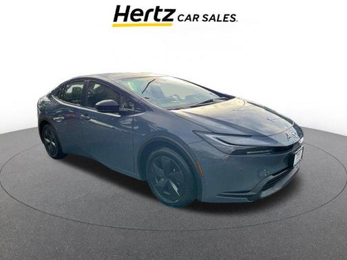 2025 Toyota Prius LE