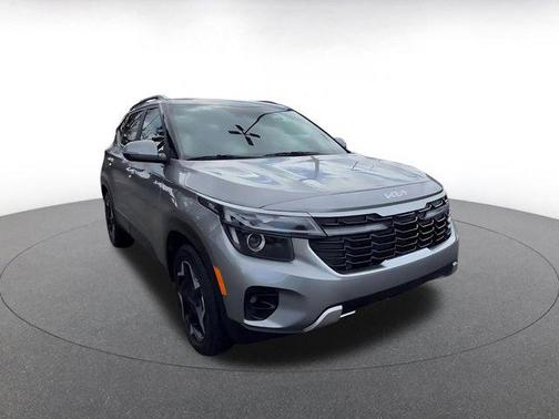 Steel Gray 2025 Kia Seltos S