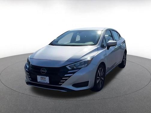 Brilliant Silver Metallic 2025 Nissan Versa 1.6 SV