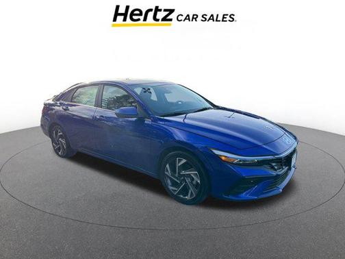 2025 Hyundai ELANTRA SEL
