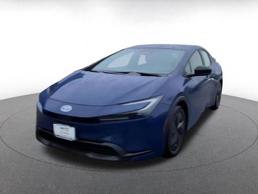 2025 Toyota Prius LE