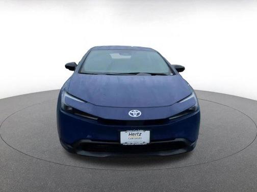 2025 Toyota Prius LE
