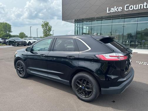 2022 Ford Edge Sport