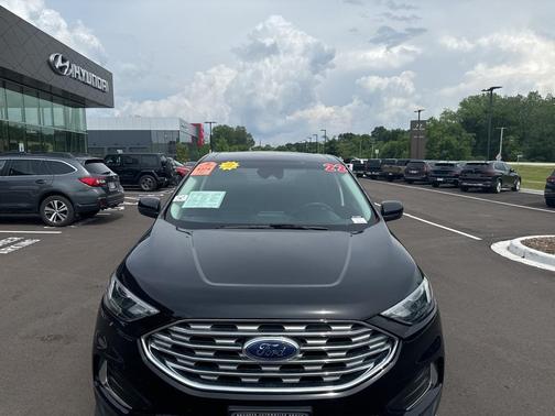 2022 Ford Edge Sport