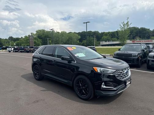 2022 Ford Edge Sport