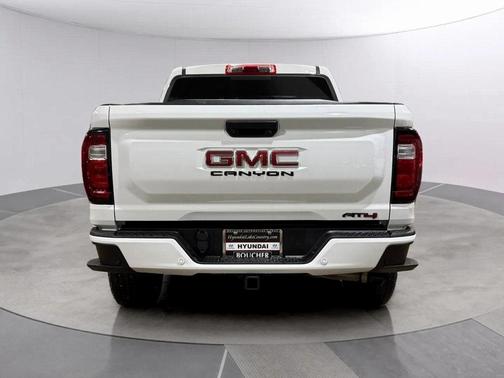 2023 GMC Canyon AT4