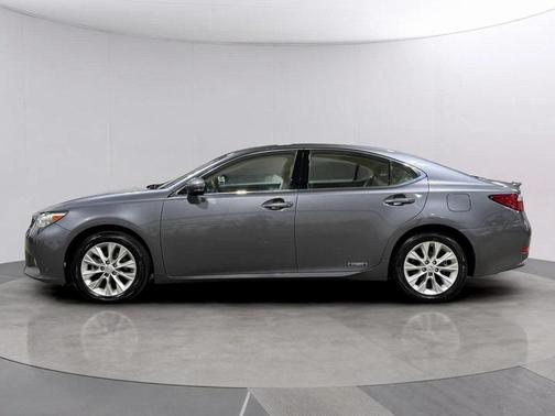 2013 Lexus ES 300h Base