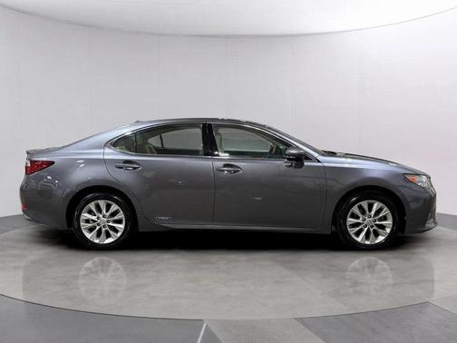 2013 Lexus ES 300h Base