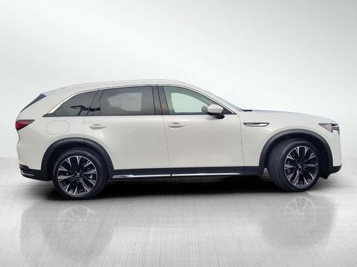 2024 Mazda CX-90 PHEV Premium