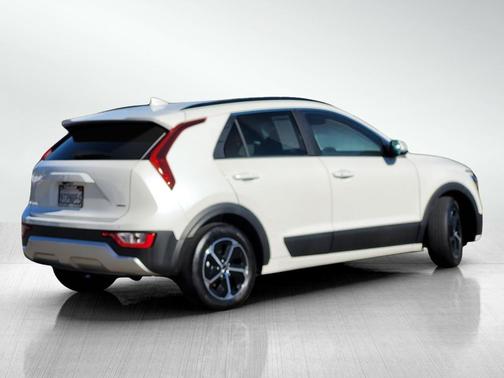 2025 Kia Niro Plug-In Hybrid EX