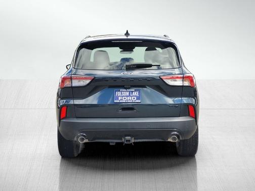 Blue Metallic 2022 Ford Escape SEL
