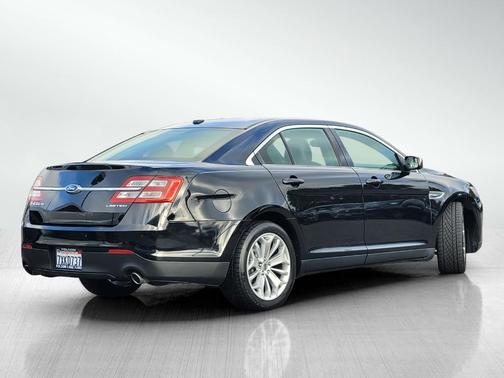 2016 Ford Taurus Limited