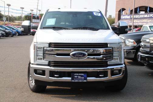 Photo 4 of 30 of 2017 Ford F-250 King Ranch