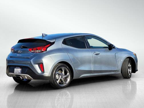 2019 Hyundai Veloster 2.0
