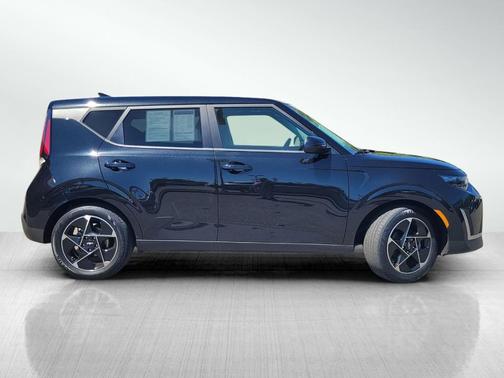 Black 2023 Kia Soul EX