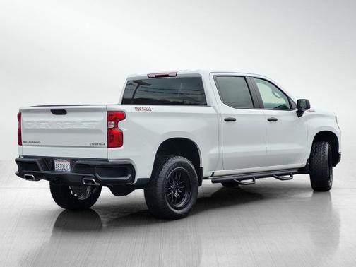 2022 Chevrolet Silverado 1500 Custom Trail Boss