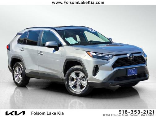2022 Toyota RAV4 XLE