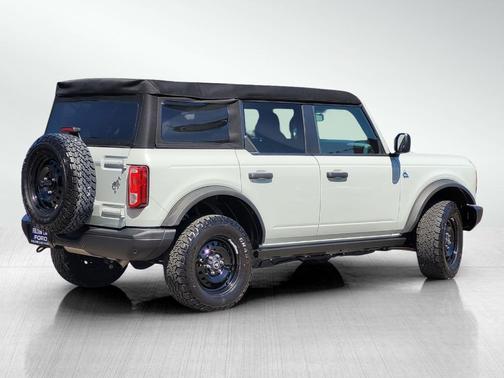 Cactus Green / Gray 2023 Ford Bronco Black Diamond