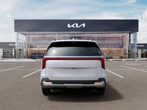 Snow White Pearl 2026 Kia Carnival SX