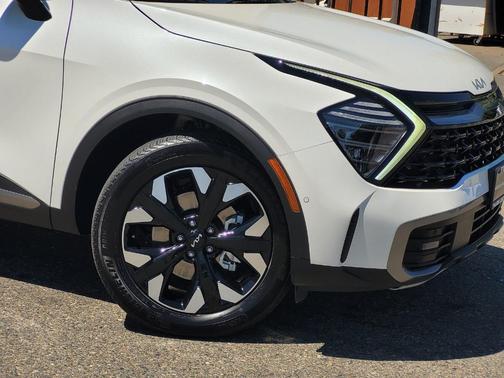 Snow White Pearl 2023 Kia Sportage Plug-In Hybrid X-Line Prestige