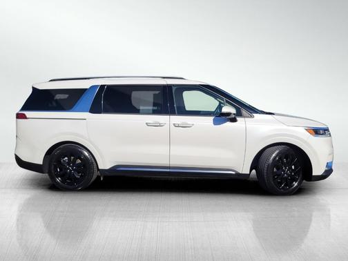 2022 Kia Carnival SX Prestige
