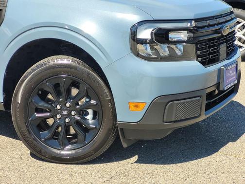 Azure Gray Metallic 2024 Ford Maverick Lariat