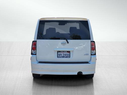 2004 Scion xB Base (A4)