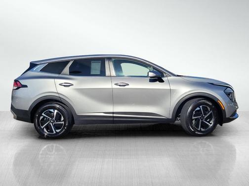 2025 Kia Sportage Hybrid LX