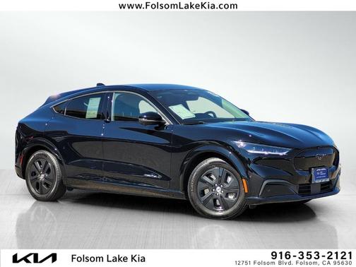 2022 Ford Mustang Mach-E California Route 1