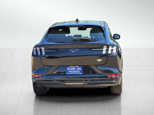 2022 Ford Mustang Mach-E California Route 1
