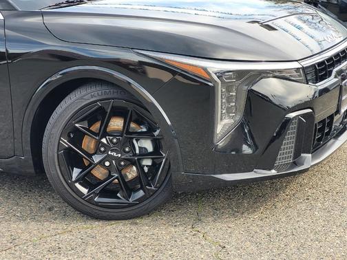 2025 Kia K4 GT-Line Turbo